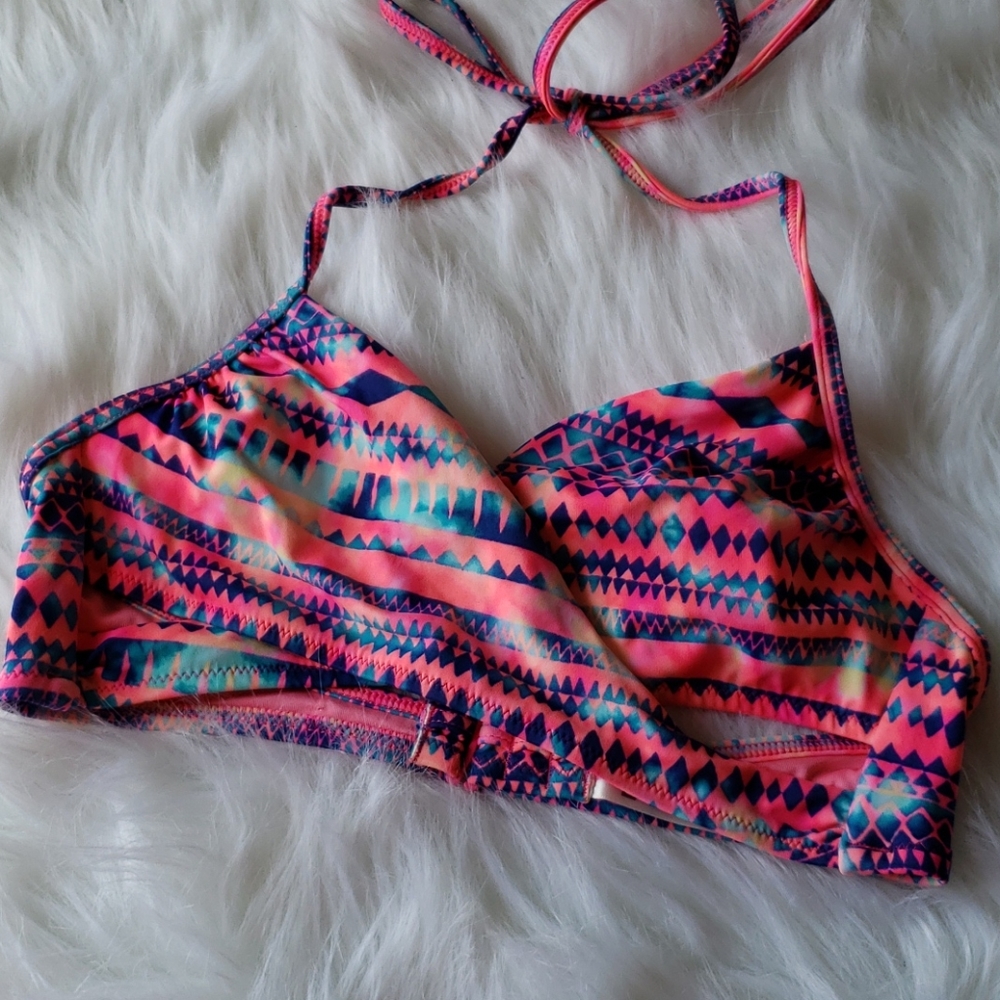 PINK Victoria's Secret Swim Top Size XS